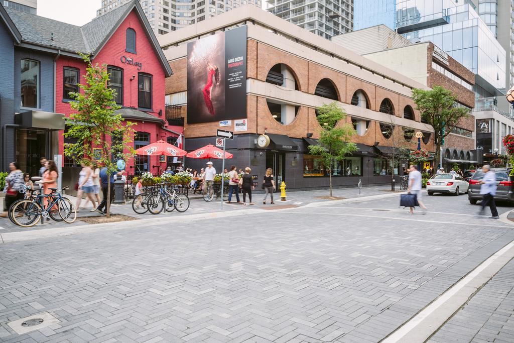 Luxury In Yorkville Toronto Exterior foto